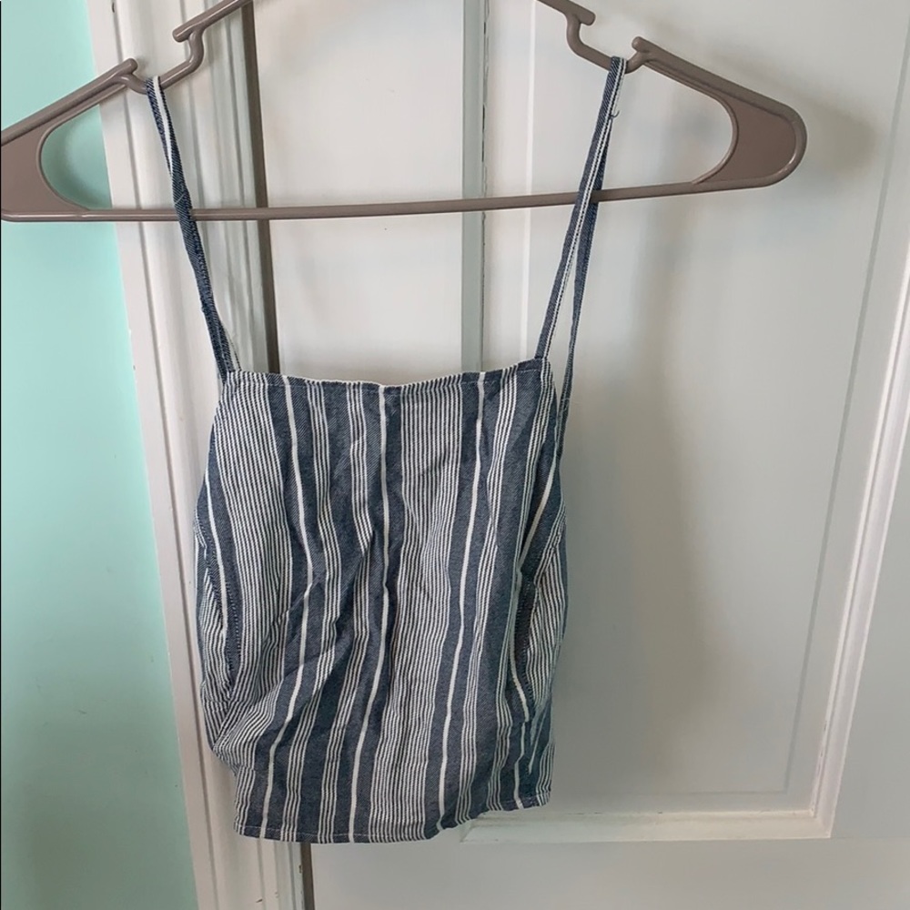 American eagle crop top